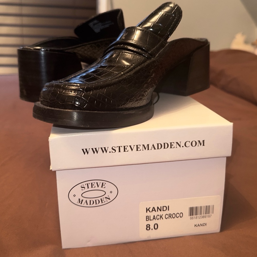 Steve Madden Black Mules